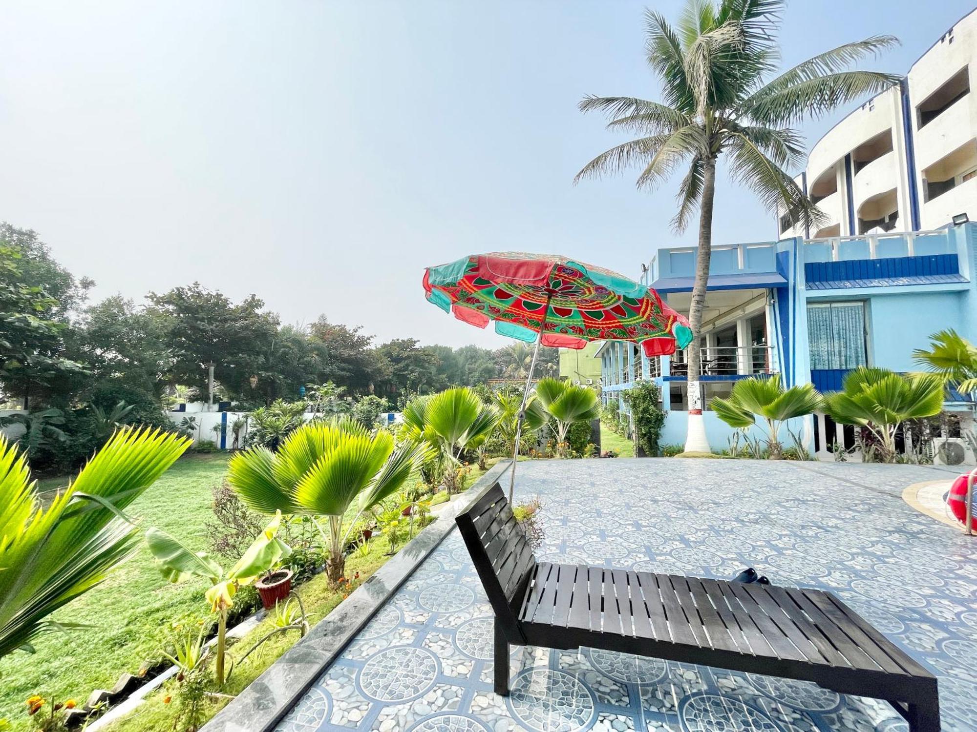 Hotel V-I Near Sea , Puri Private-Park -Gym-Spa Fully-Airconditioned-Hotel Lift-And-Parking-Facilities Breakfast-Included Bagian luar foto
