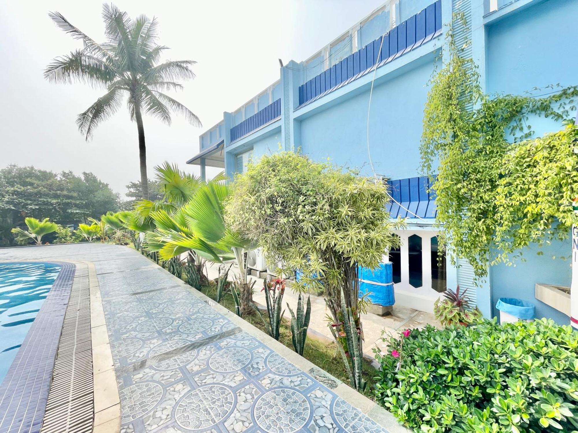 Hotel V-I Near Sea , Puri Private-Park -Gym-Spa Fully-Airconditioned-Hotel Lift-And-Parking-Facilities Breakfast-Included Bagian luar foto