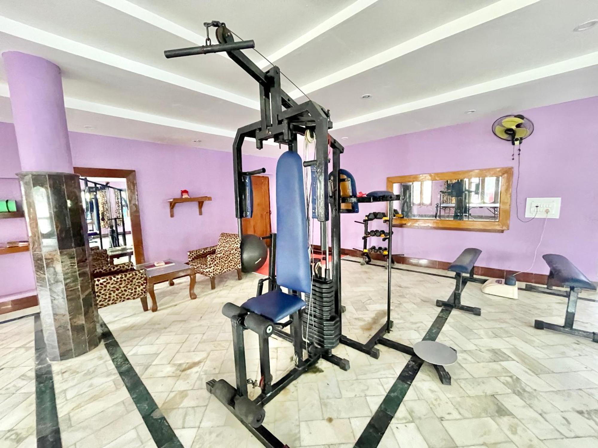 Hotel V-I Near Sea , Puri Private-Park -Gym-Spa Fully-Airconditioned-Hotel Lift-And-Parking-Facilities Breakfast-Included Bagian luar foto